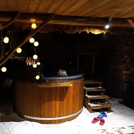 Stara W Beskidach לינה וארוחת בוקר 3*